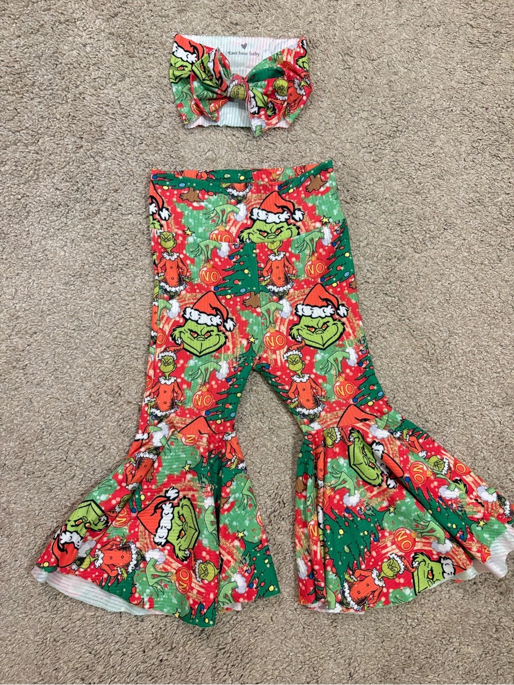 Baby Girls' Green & Red Grinch Holiday Bell-Bottom set with matching bow!
